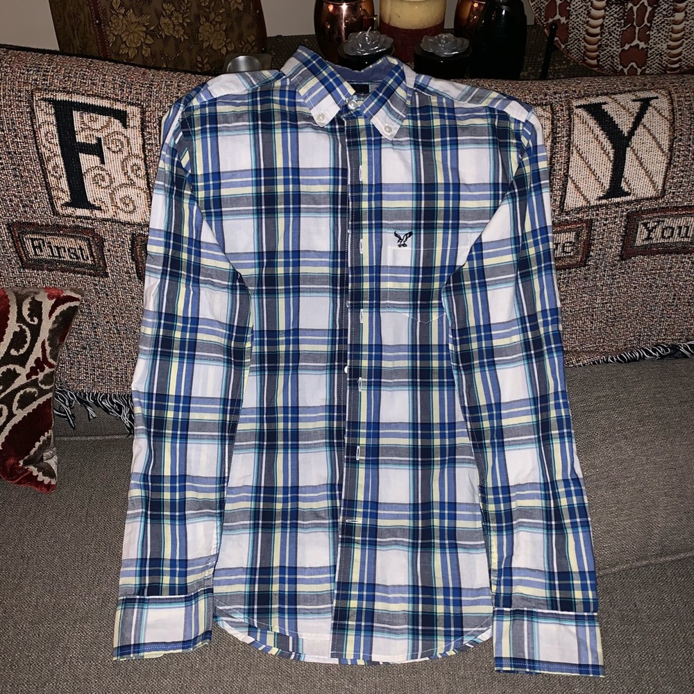 🔸2/$20American Eagle Outfitters classic fit shirt